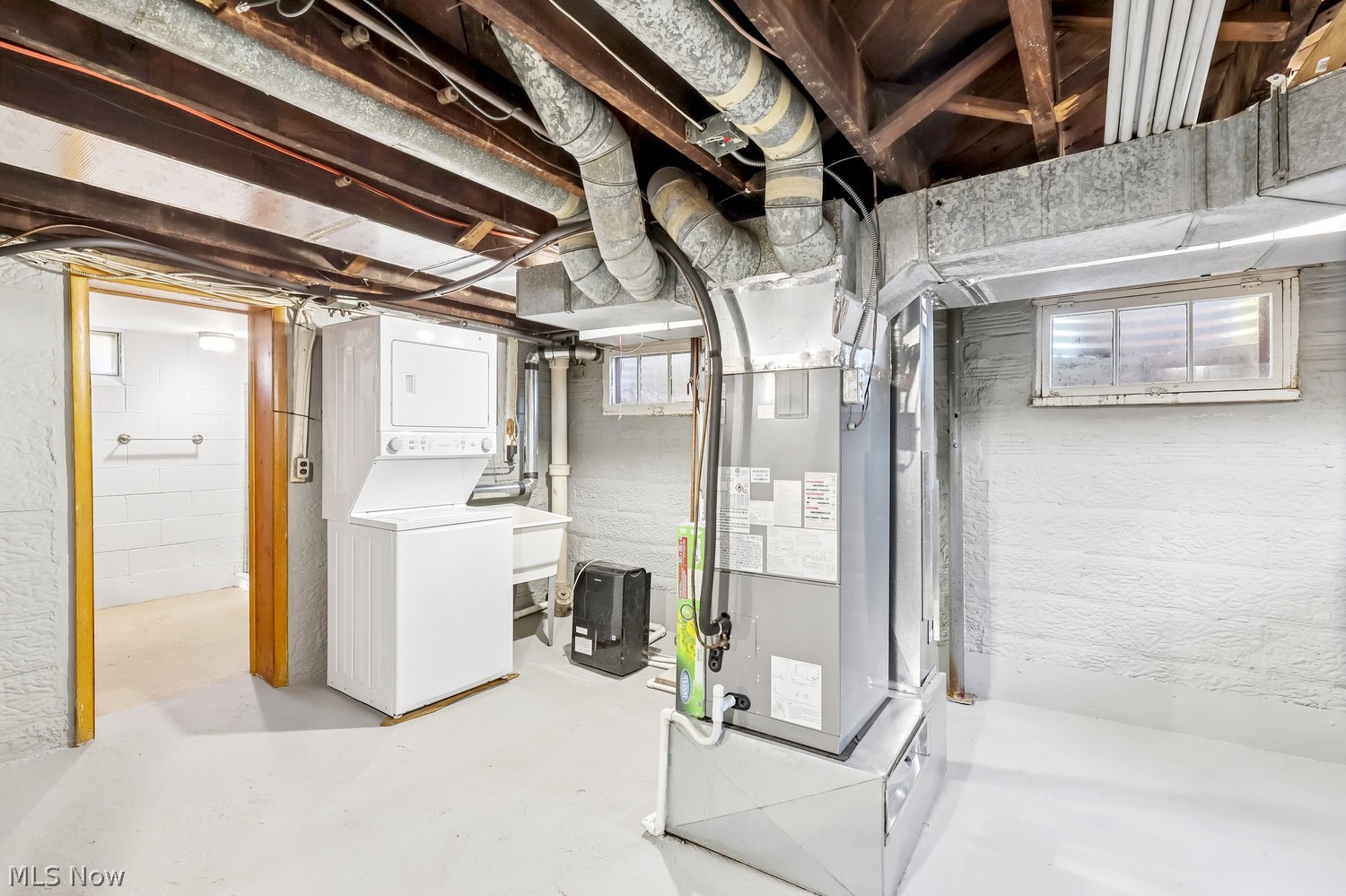 1579 Preston Avenue Akron OH 44305