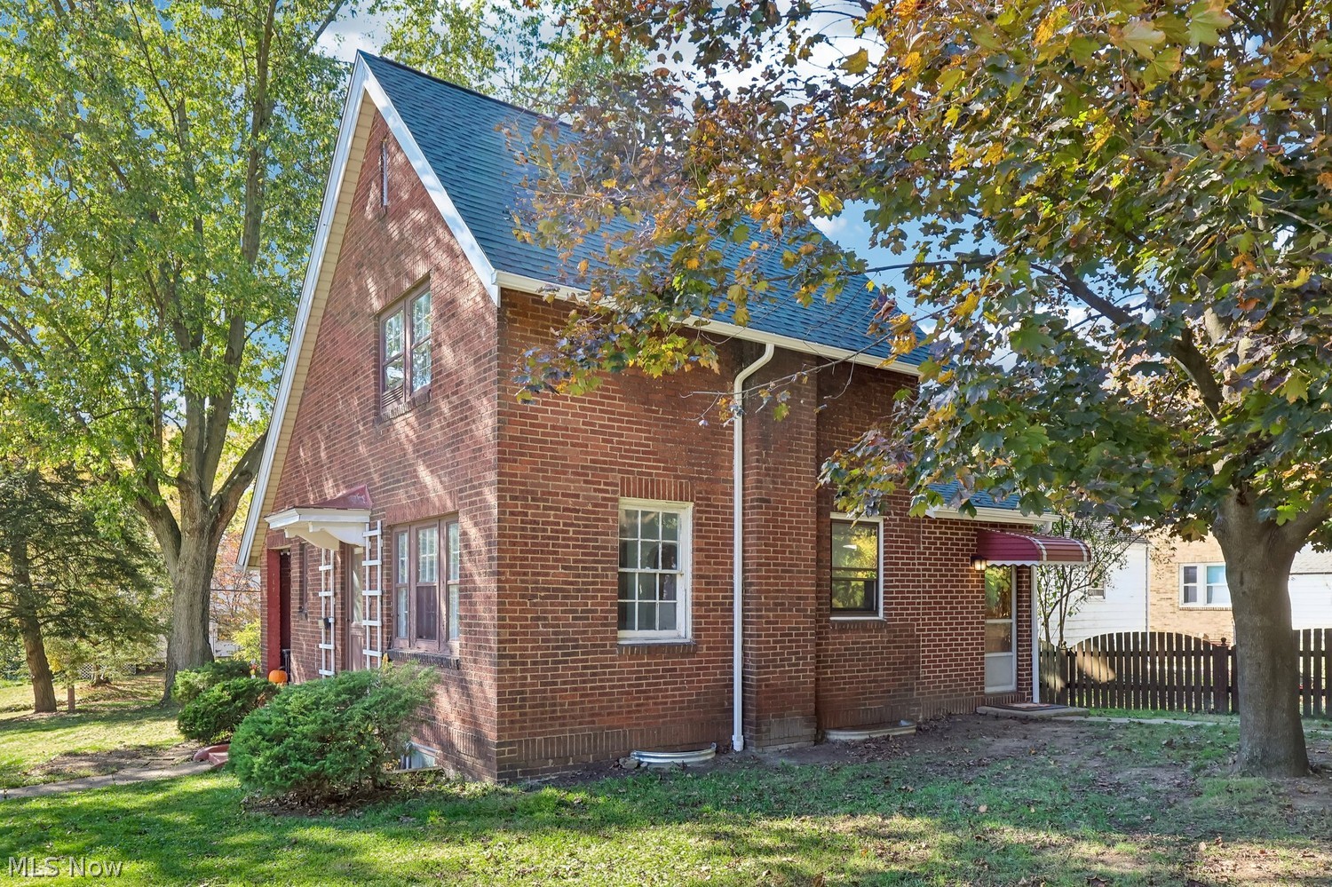 1579 Preston Avenue Akron OH 44305