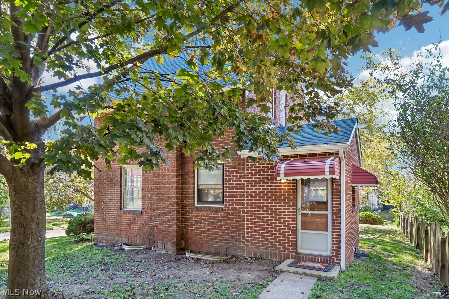 1579 Preston Avenue Akron OH 44305