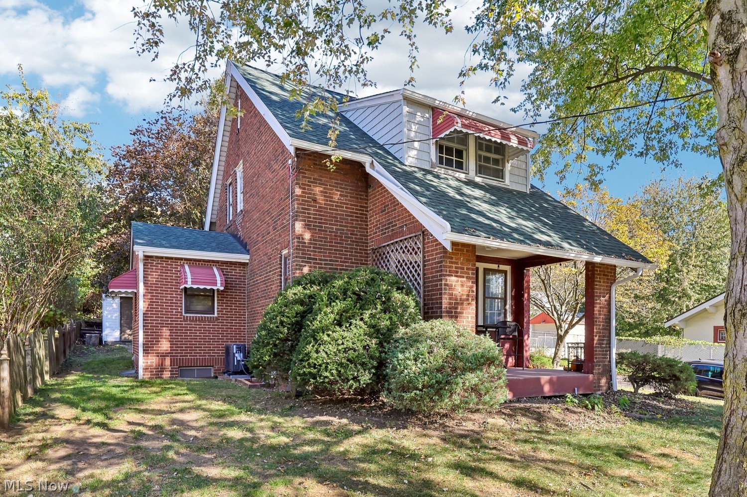 1579 Preston Avenue Akron OH 44305