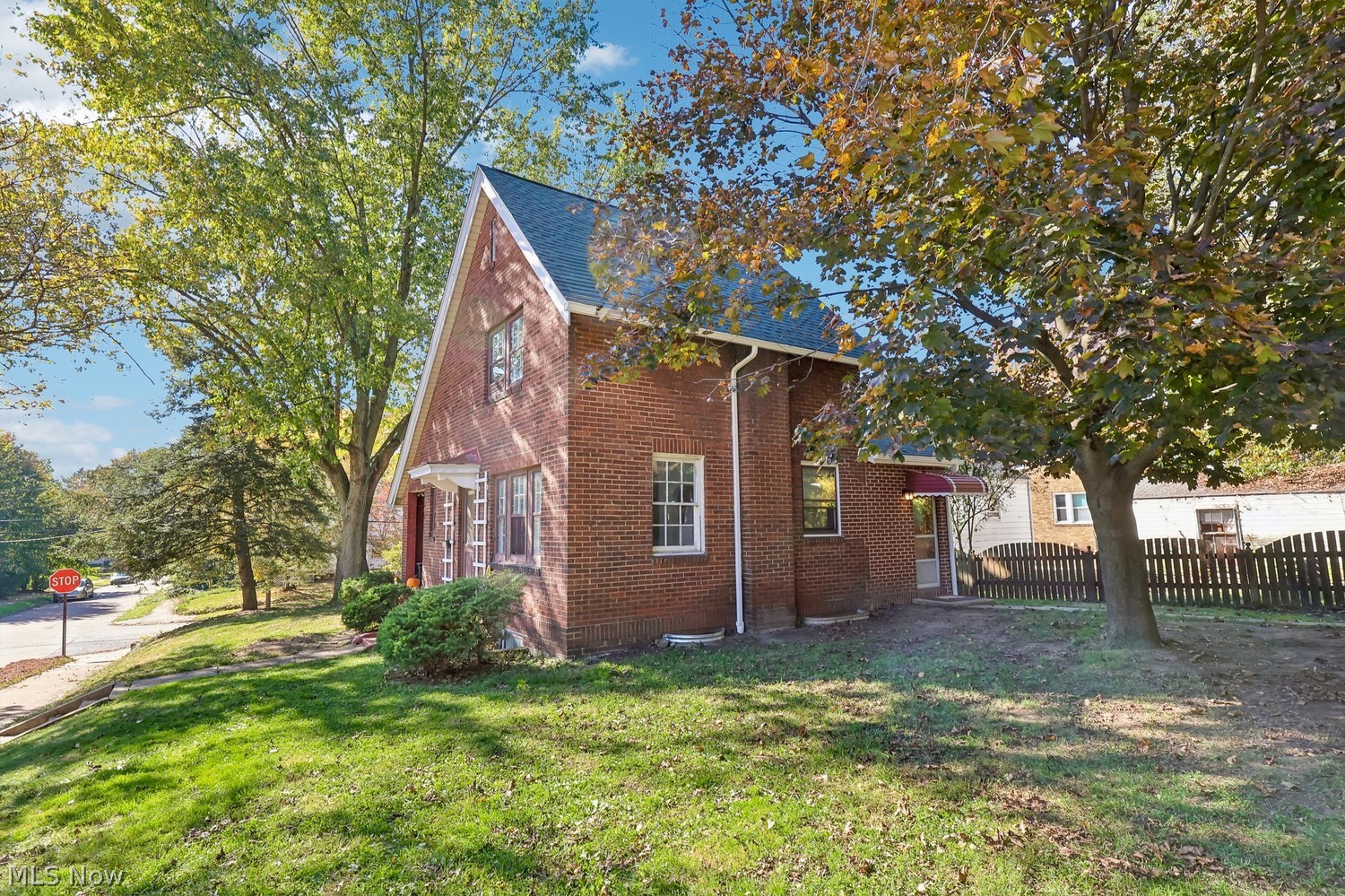 1579 Preston Avenue Akron OH 44305
