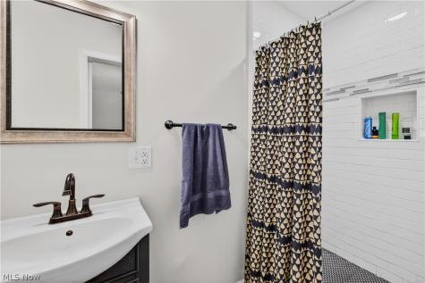 8078 Mentor Avenue Mentor OH 44060