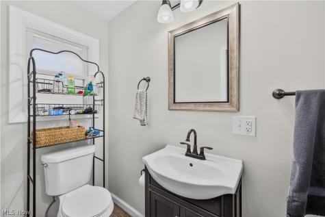 8078 Mentor Avenue Mentor OH 44060