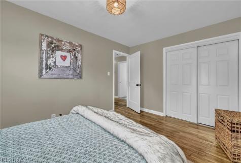 327 Horton Avenue Akron OH 44312