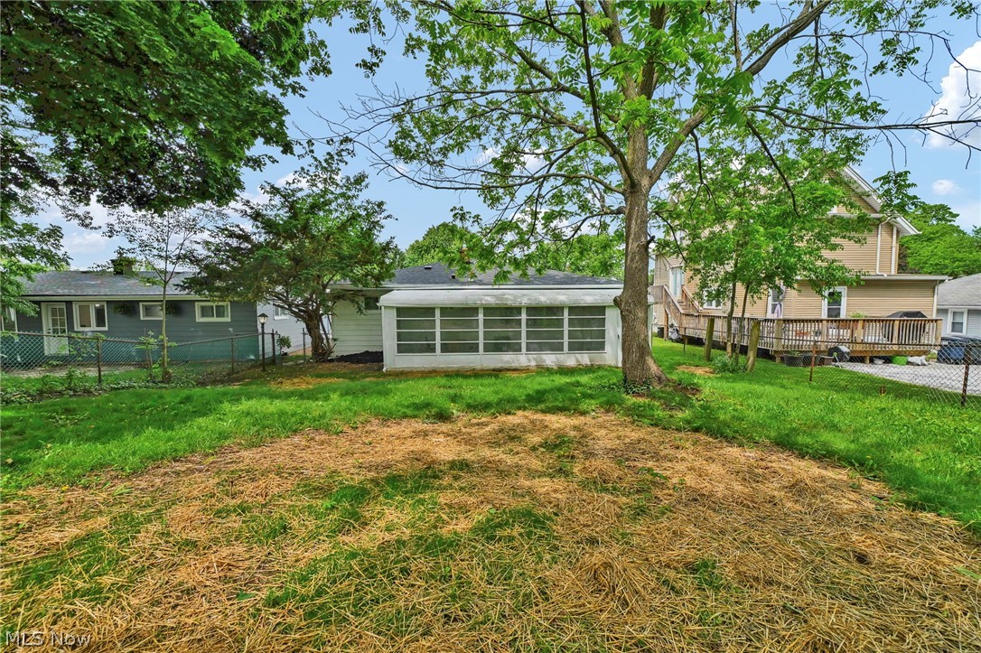 327 Horton Avenue Akron OH 44312