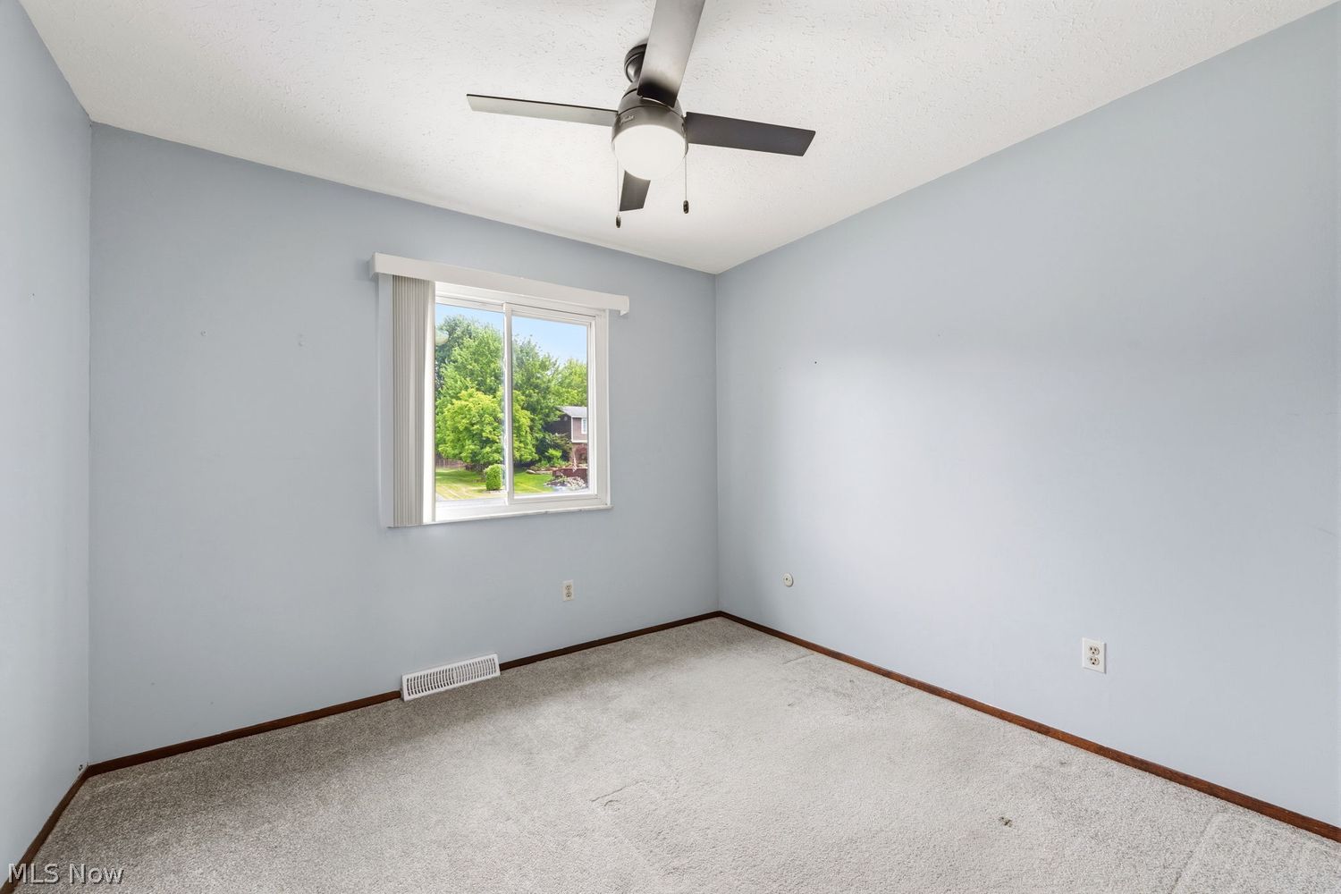 8867 Center Drive North Royalton OH 44133