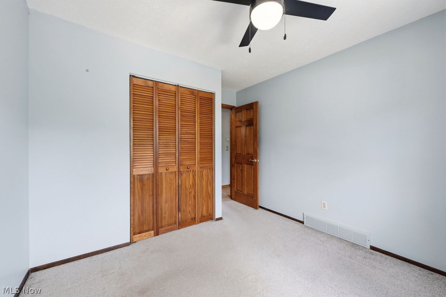 8867 Center Drive North Royalton OH 44133