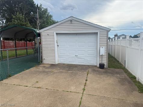 1606 36th Street NE Canton OH 44714
