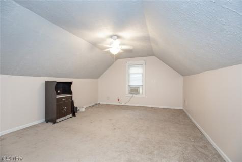 1258 Crestview Avenue Akron OH 44320