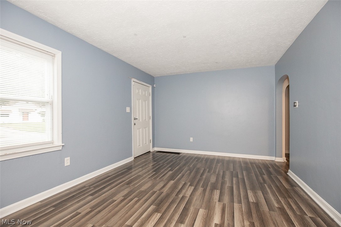 1258 Crestview Avenue Akron OH 44320