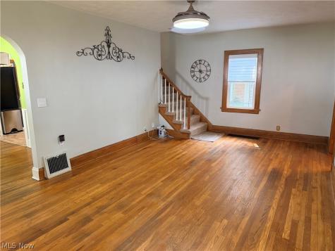 546 Letchworth Drive Akron OH 44303