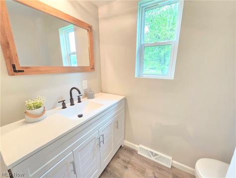 6175 Jaycox Road North Ridgeville OH 44039