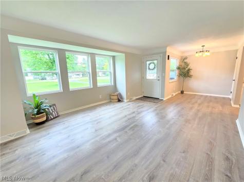 6175 Jaycox Road North Ridgeville OH 44039