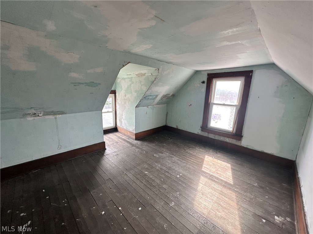 139 Scott Street NE Warren OH 44483