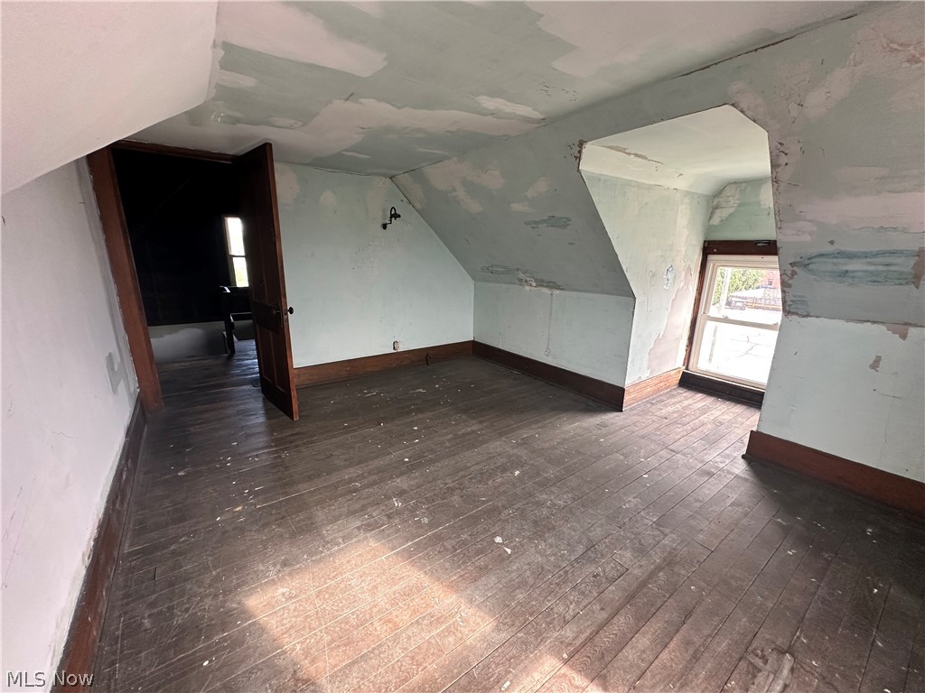 139 Scott Street NE Warren OH 44483