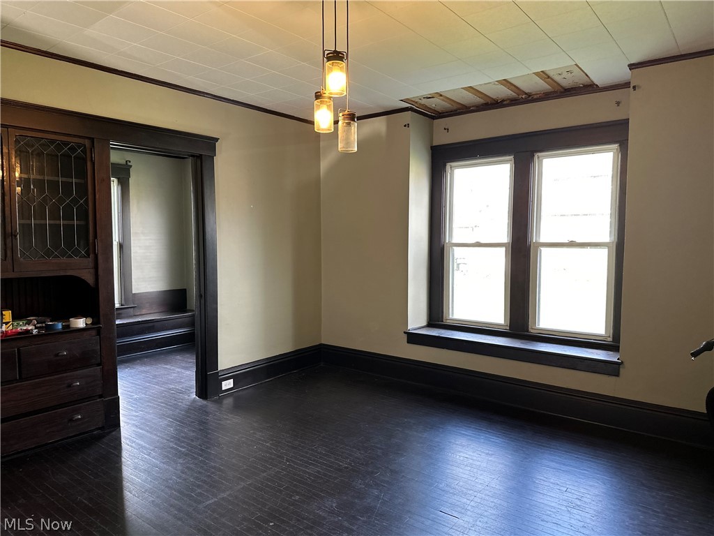 139 Scott Street NE Warren OH 44483