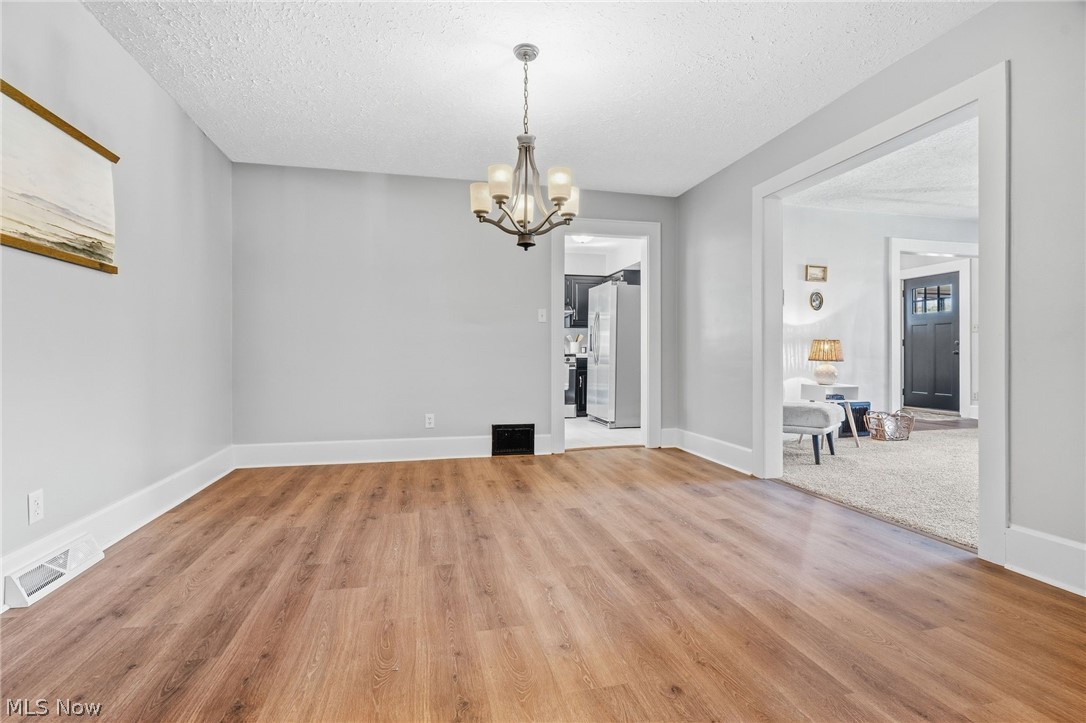 113 W 1st Street Minerva OH 44657