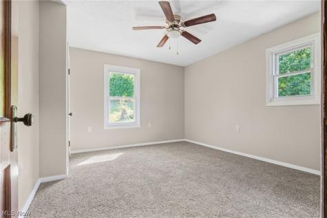113 W 1st Street Minerva OH 44657