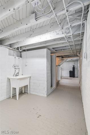 113 W 1st Street Minerva OH 44657