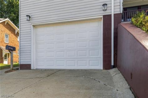 113 W 1st Street Minerva OH 44657
