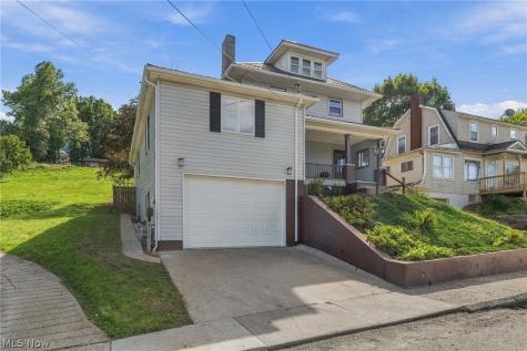 113 W 1st Street Minerva OH 44657