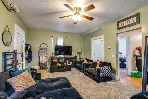 226 1/2 South Street Alliance OH 44601