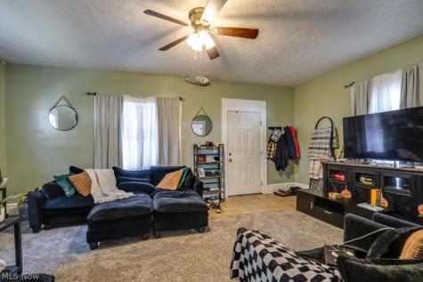 226 1/2 South Street Alliance OH 44601