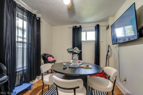 226 1/2 South Street Alliance OH 44601