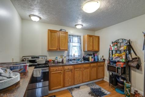 226 1/2 South Street Alliance OH 44601