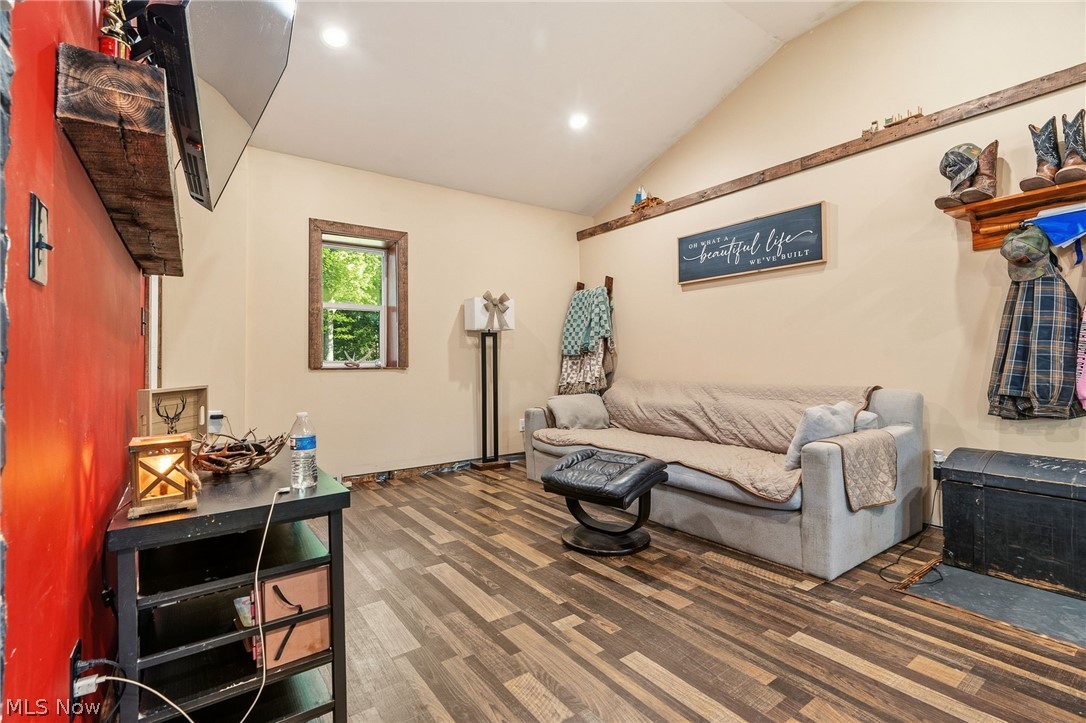11451 Lloyd Street NW Canal Fulton OH 44614