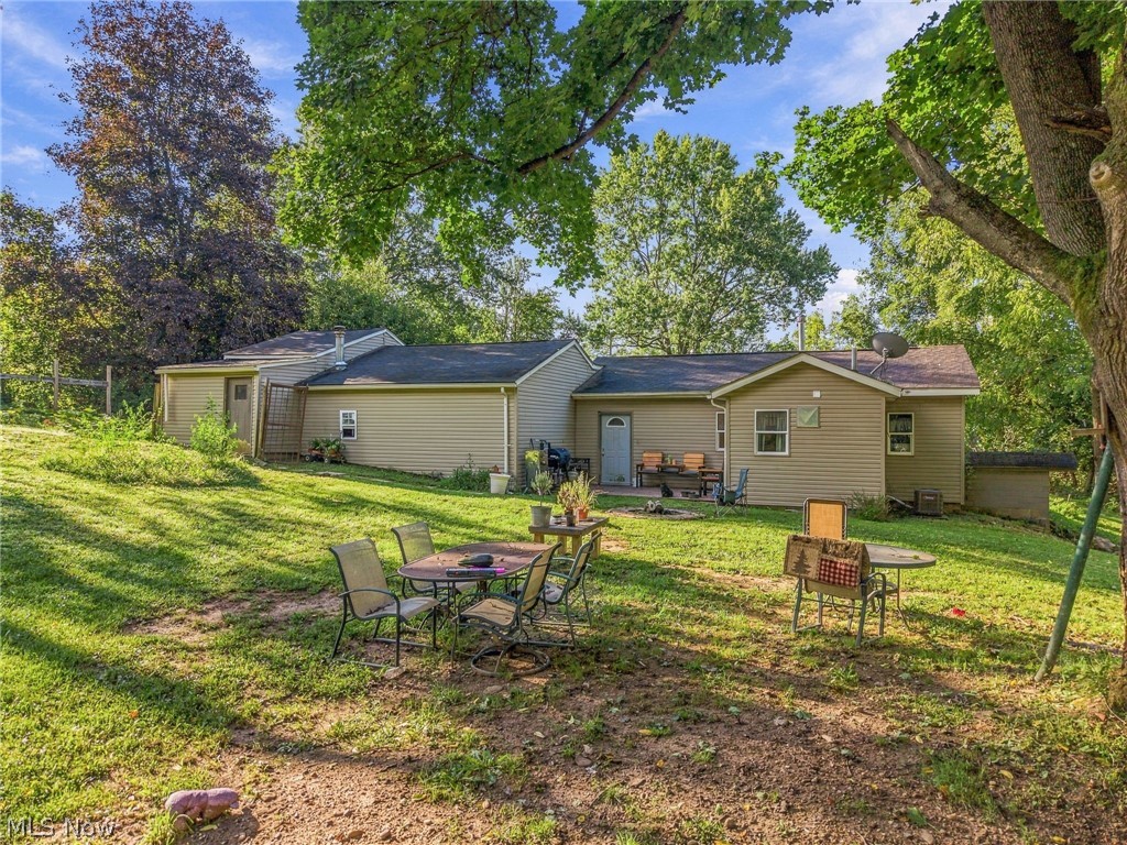 11451 Lloyd Street NW Canal Fulton OH 44614