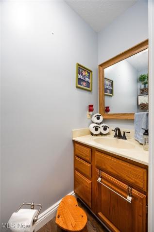 1080 Stratford Street Barberton OH 44203