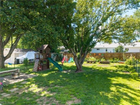1080 Stratford Street Barberton OH 44203