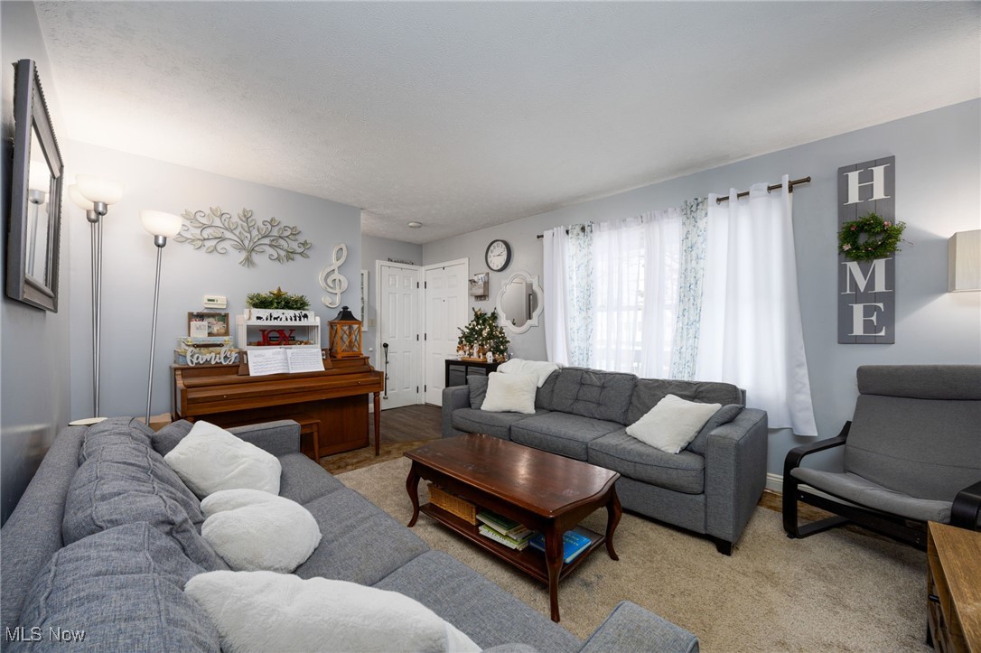 1080 Stratford Street Barberton OH 44203