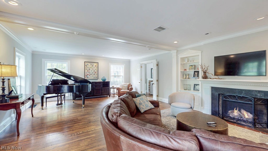 2894 Winthrop Road Shaker Heights OH 44120
