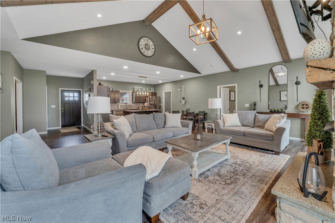 146 Juniper Drive Columbiana OH 44408