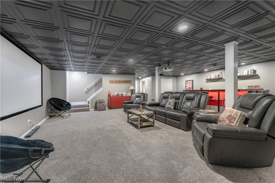 146 Juniper Drive Columbiana OH 44408
