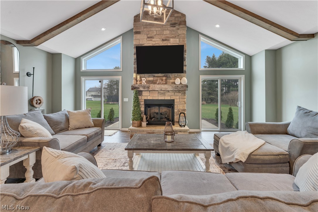146 Juniper Drive Columbiana OH 44408
