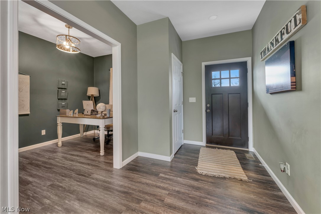 146 Juniper Drive Columbiana OH 44408