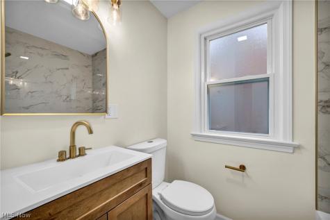 3813 Forestwood Drive Parma OH 44134