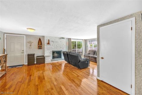 426 E Mohawk Drive Malvern OH 44644