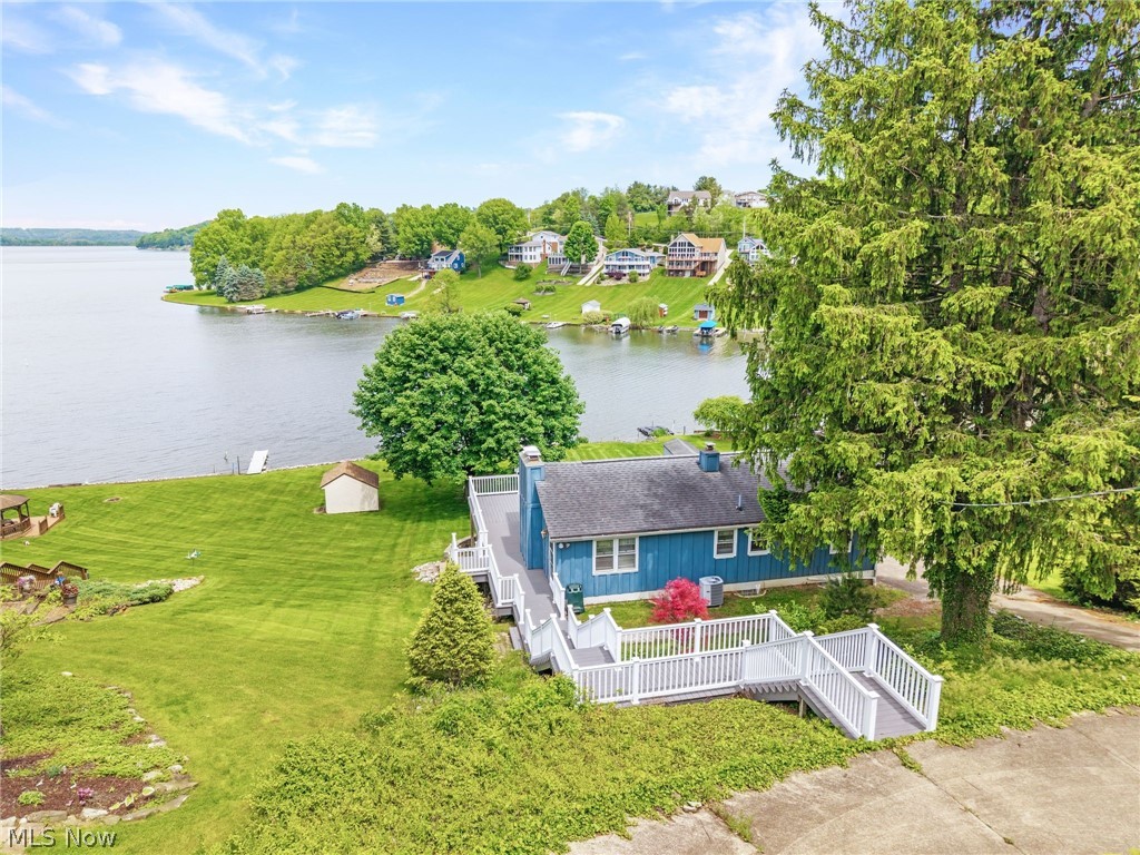 426 E Mohawk Drive Malvern OH 44644