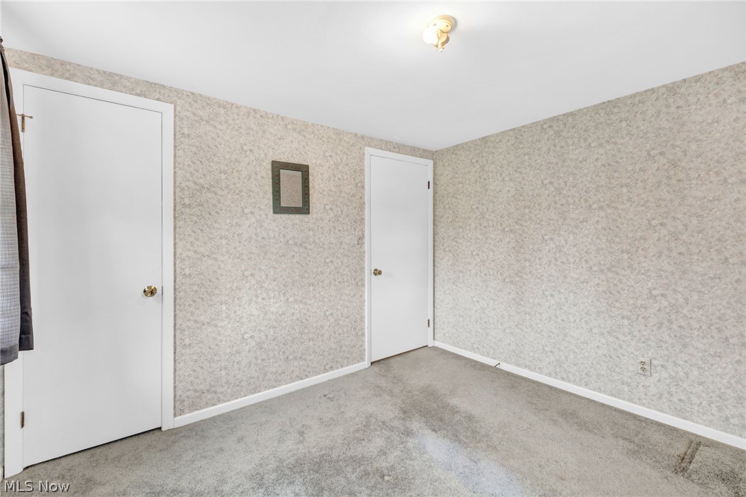 426 E Mohawk Drive Malvern OH 44644