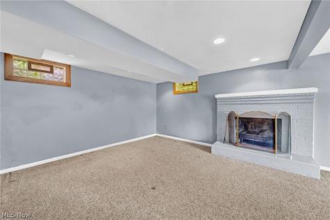 426 E Mohawk Drive Malvern OH 44644