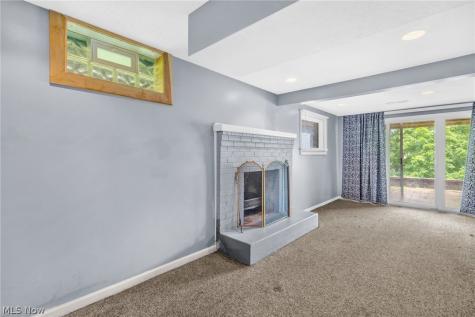 426 E Mohawk Drive Malvern OH 44644