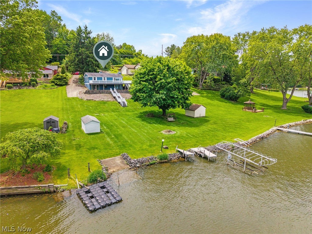 426 E Mohawk Drive Malvern OH 44644