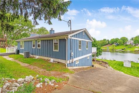 426 E Mohawk Drive Malvern OH 44644