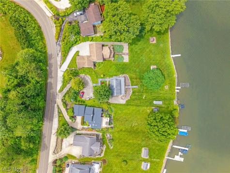 426 E Mohawk Drive Malvern OH 44644
