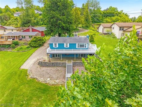 426 E Mohawk Drive Malvern OH 44644