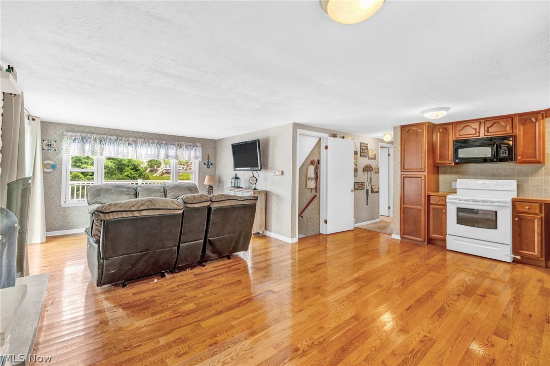 426 E Mohawk Drive Malvern OH 44644